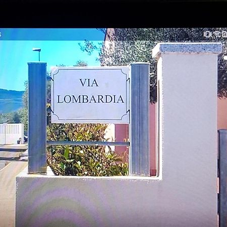 Villa "La Pina" Valledoria  Exteriör bild