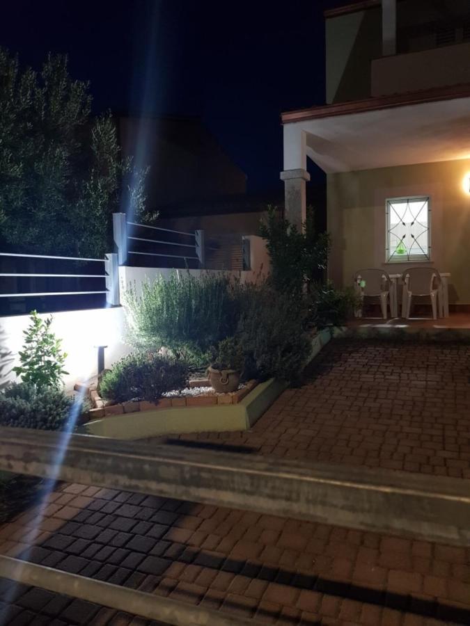 Villa "La Pina" Valledoria  Exteriör bild